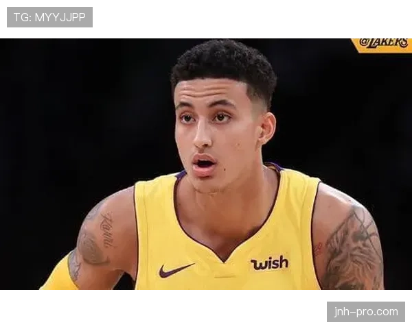 库兹马挡拆制造错位 提升三分效率较上季明显