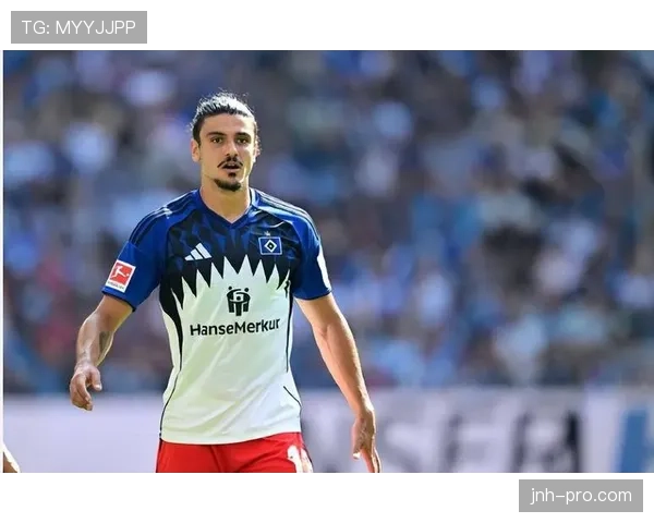 拉莫斯与特里：中卫出球分化，由体系驱动的防守结构偏移