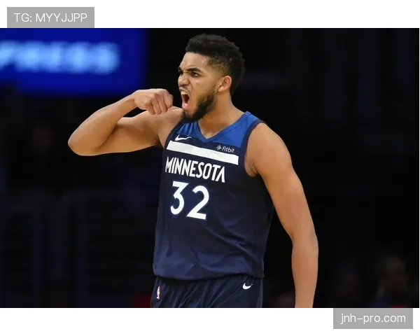 伊萨克如何以技术型9号身份重塑现代中锋角色